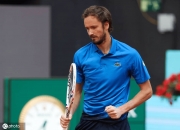 开云体育中国官网-澳大利亚网球队碾压世界网球队，梅德韦杰夫送出助攻的简单介绍