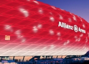 开云体育官网-赛道与球场的交响，苏亚雷斯如何一手掌控F1揭幕战之夜