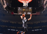 开云官网-灰熊击溃篮网，利拉德如何成为攻防转换的绝对核心