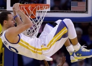 开云APP-范戴克爆发引领战术革命，爱尔兰如何全面压制德国足球体系