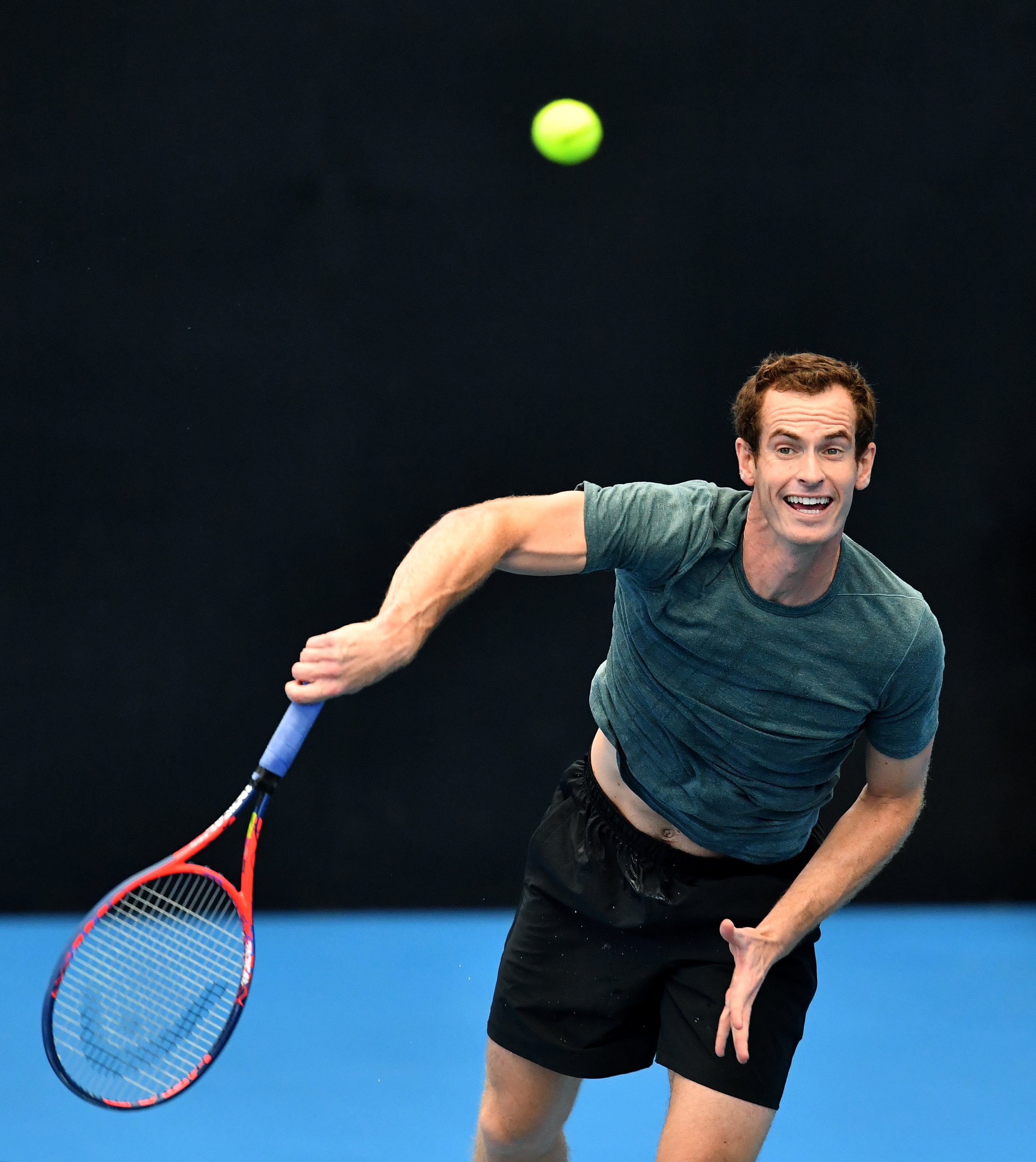 包含法国网球队轻取意大利网球队，穆雷惊艳世界的词条