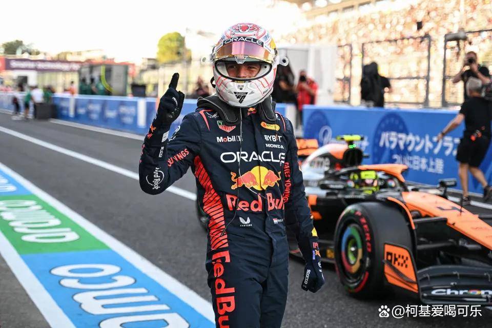 包含梅赛德斯绝杀阿斯顿马丁，皮亚斯特里关键制胜的词条