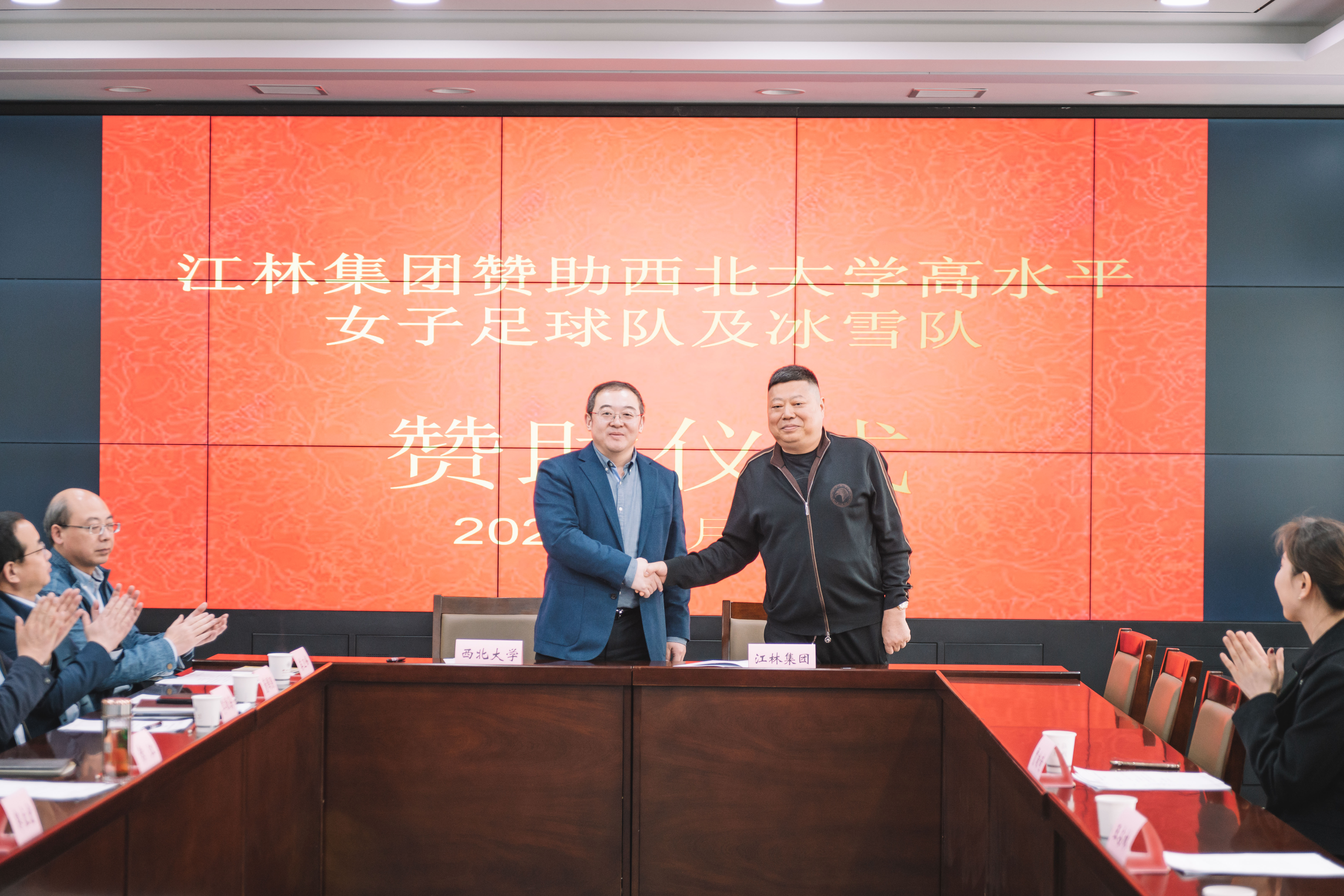 马里足球队人才储备有限，努力提高水平的简单介绍