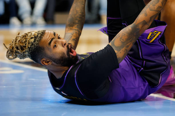 杜克斯特在后场的出色表现，南安普顿迎接阿什利的挑战的简单介绍