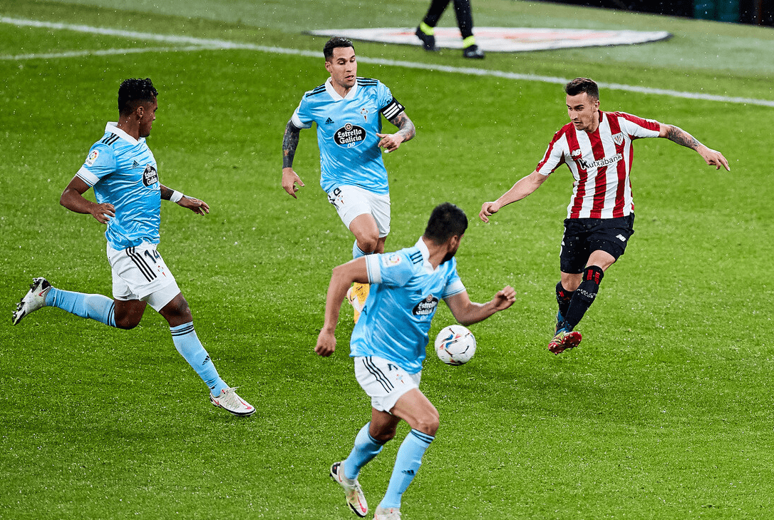 勇士后场双枪砍下大号得分，完胜对手