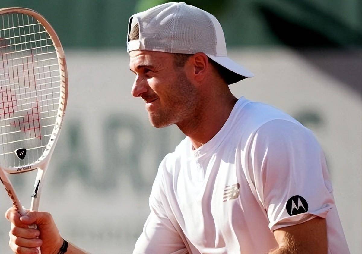 包含美国网球队绝地反击欧洲网球队,阿尔卡拉斯关键制胜的词条 包含美国网球队绝地反击欧洲网球队,阿尔卡拉斯关键制胜的词条