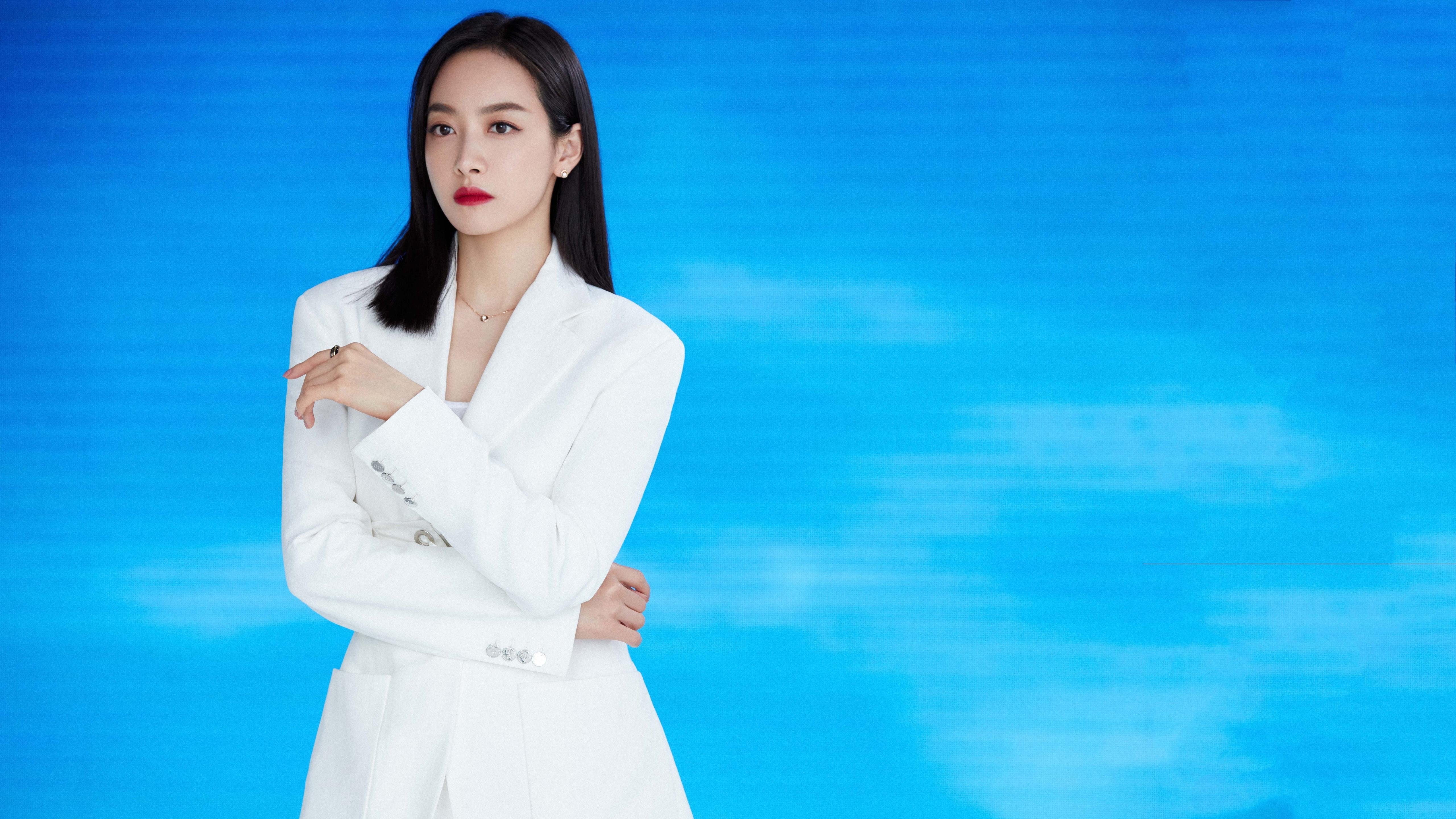 乔治关键回合不手软，雷霆力克森林狼