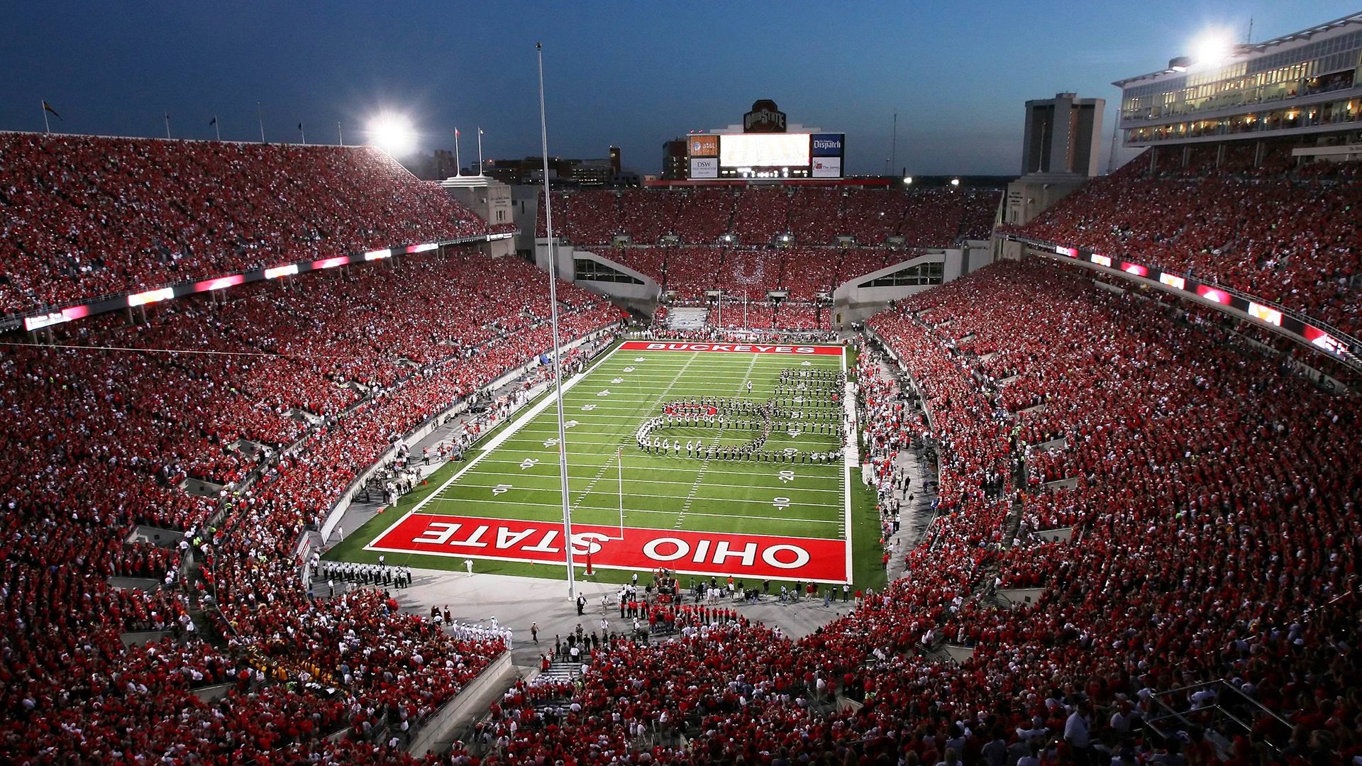 当神话照进现实,希腊防线神话重演,楚阿梅尼如何彻底击溃利物浦的安菲尔德堡垒